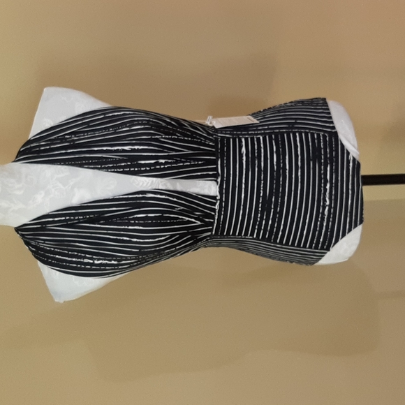 Cocoship Halter Top black & white size 6 - Picture 8 of 8